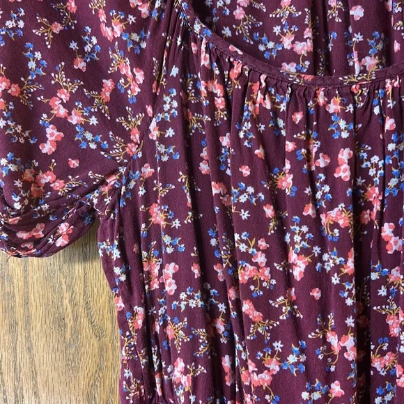 Old Navy Medium Smocked Peasant Dress Mini - Picture 2 of 11